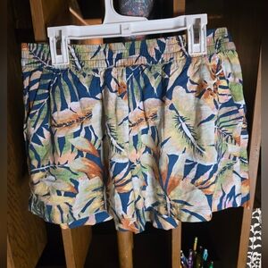 Natural Reflections Tropical Leaf Print Women's Shorts Small NWOT